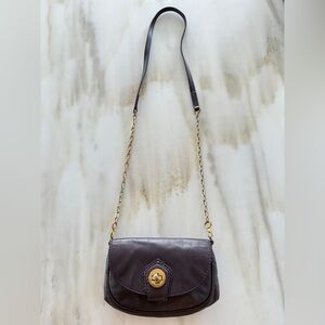 Marc by Marc Jacobs Leather Turnlock Crossbody Bag in Eggplant